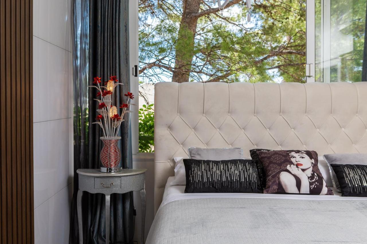 Beachfront Apartment Romilda Makarska Exteriör bild