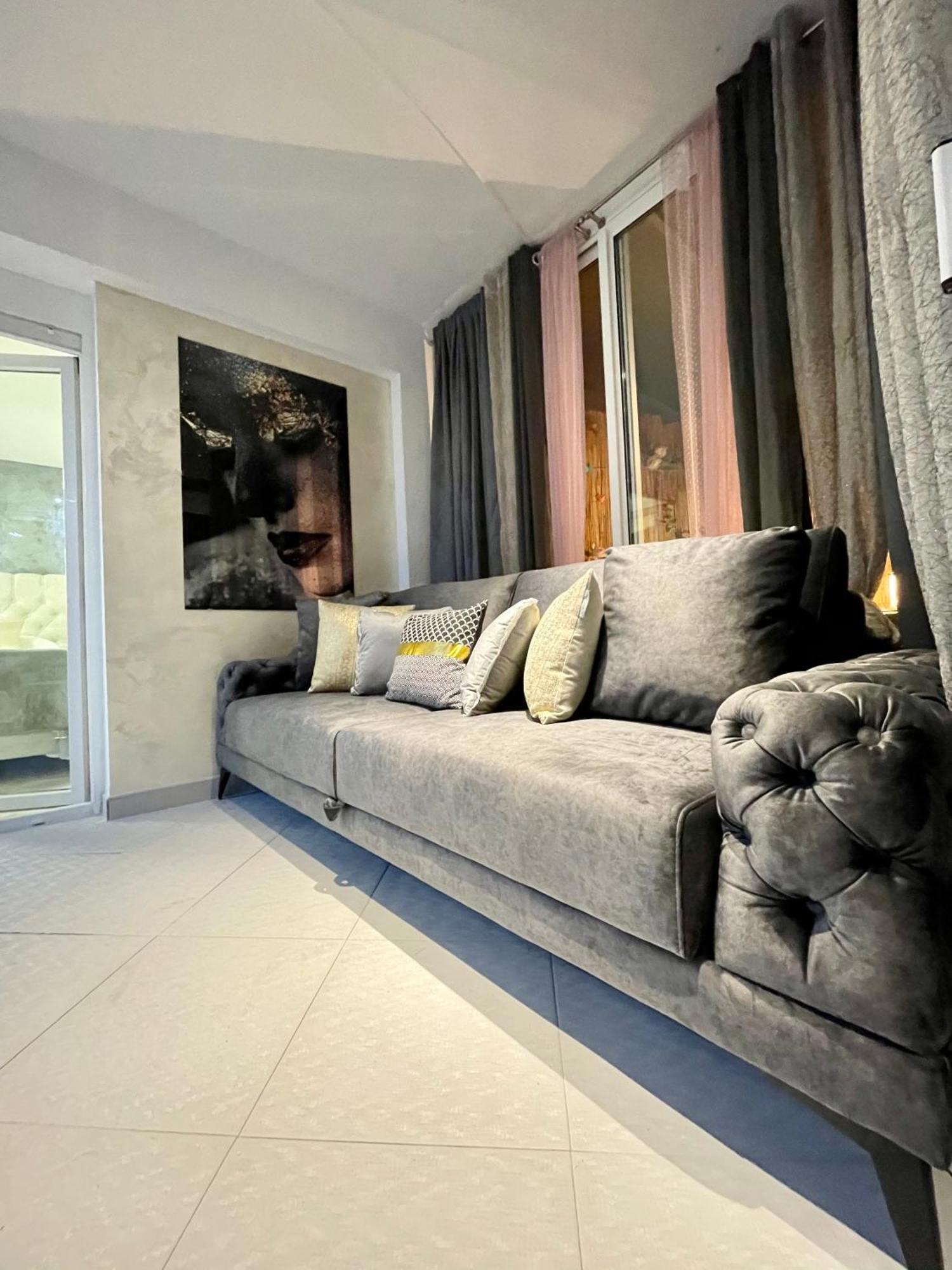 Beachfront Apartment Romilda Makarska Exteriör bild
